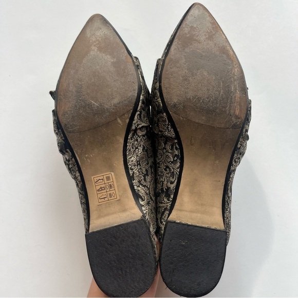 DKNY Pier Gold Metallic Brocade Knotted Bow Mules Size 7.5 M Pointed Toe Mules - Picture 5 of 9